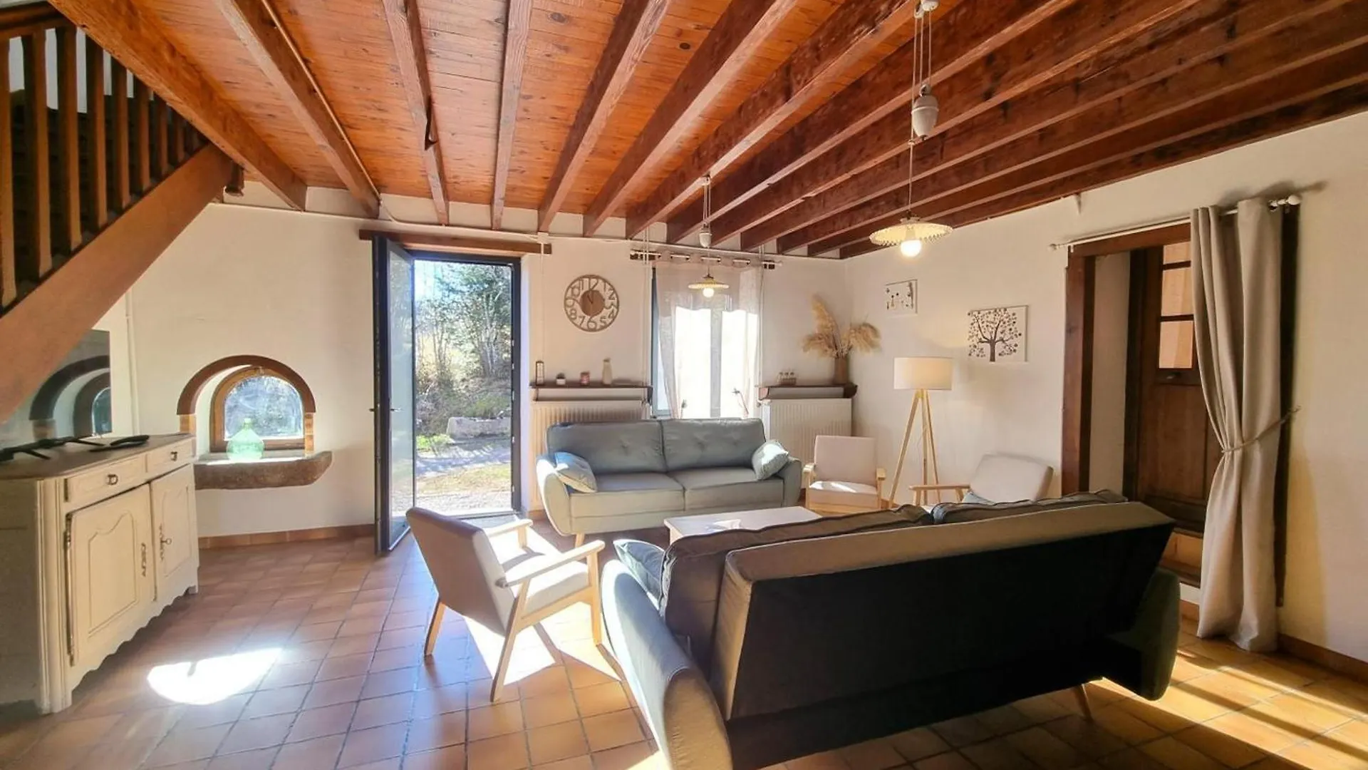 Holiday home Gite De Charme Avec Piscine Interieure Chauffee, 12/14 Personnes - Fr-1-496-346 Saint-Priest-la-Prugne France