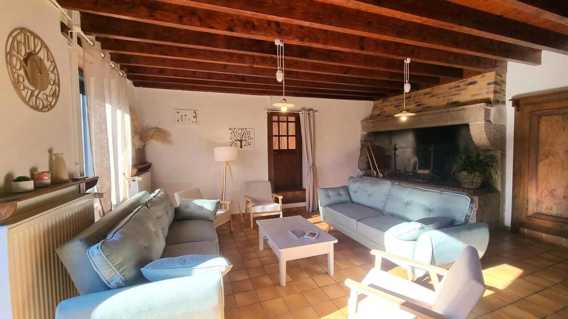 Holiday home Gite De Charme Avec Piscine Interieure Chauffee, 12/14 Personnes - Fr-1-496-346 Saint-Priest-la-Prugne