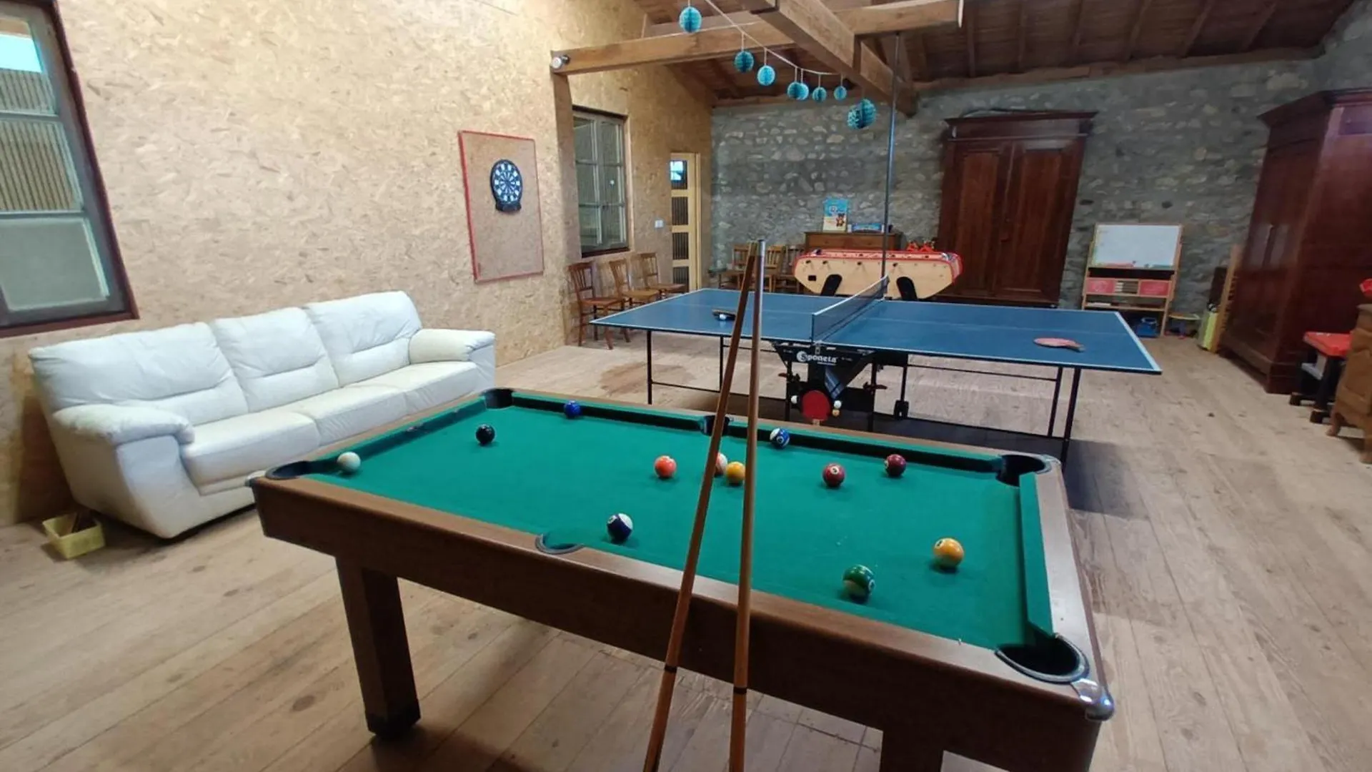 Holiday home Gite De Charme Avec Piscine Interieure Chauffee, 12/14 Personnes - Fr-1-496-346 Saint-Priest-la-Prugne